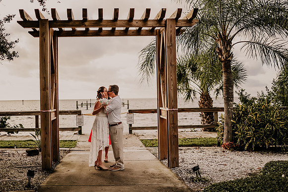 Renee-Joel-Sunset-Grill- Little-Harbor-Ruskin-Florida-Elopement-Wedding-Photos-3418