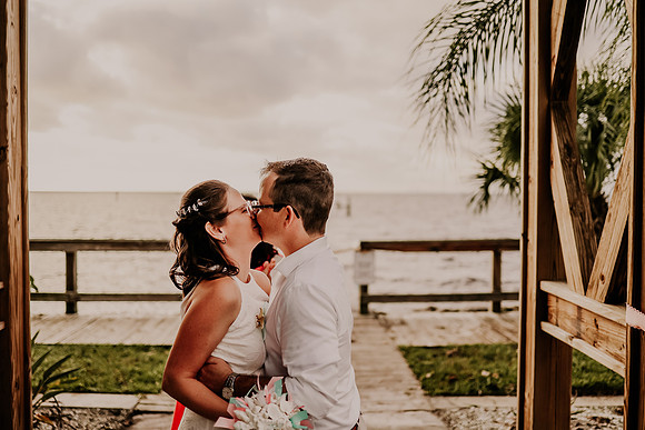 Renee-Joel-Sunset-Grill- Little-Harbor-Ruskin-Florida-Elopement-Wedding-Photos-3426