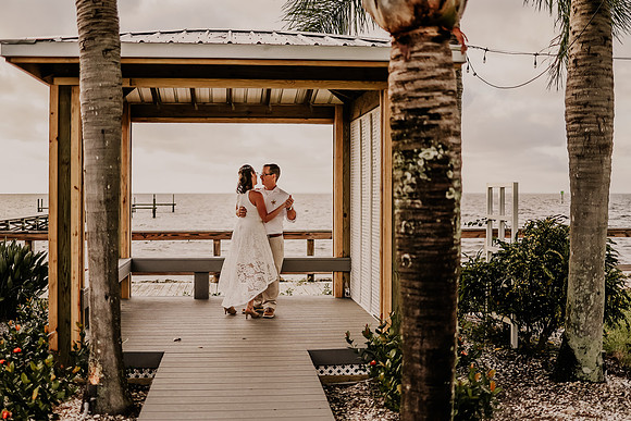 Renee-Joel-Sunset-Grill- Little-Harbor-Ruskin-Florida-Elopement-Wedding-Photos-3448
