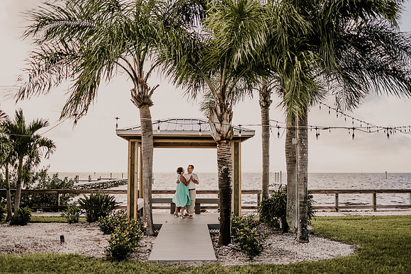 Renee-Joel-Sunset-Grill- Little-Harbor-Ruskin-Florida-Elopement-Wedding-Photos-3571