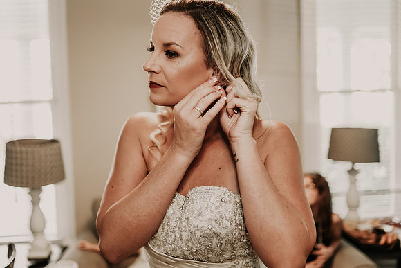 Keri & John Getting ready