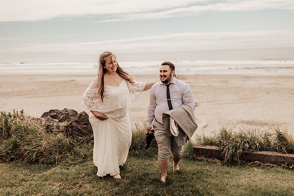 Jordan-Lainey-Roads-End-lincoln-City-oregon-airbnb-Elopement-photos-113