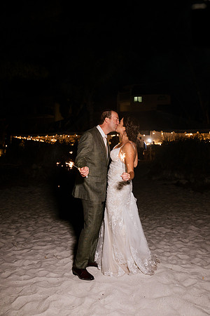 Bennett-Tamra-Sunset-Beach-House-Wedding-Saint-Peterburg-Florida-2021-2-27