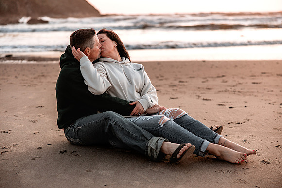 Mike-Heather-Depoe-Bay-Oregon-Anniversary-Photos (64 of 71)