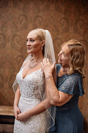 Cody-Lindsey-Astoria-Wedding-Photos-51