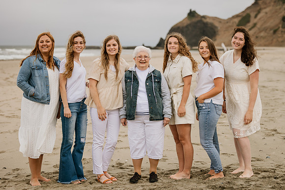 Caleb-Family-Photos-Roads-End-Lincoln-City-Oregon-7374
