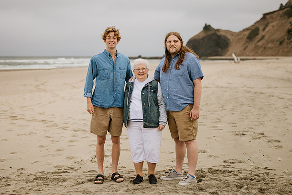 Caleb-Family-Photos-Roads-End-Lincoln-City-Oregon-7386
