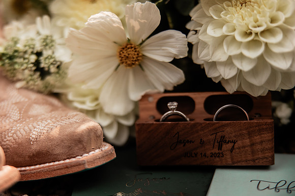 Jason-Tiffany-Glacier-National-Park-Montana-Elopement-36