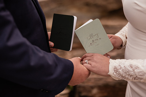 Jason-Tiffany-Glacier-National-Park-Montana-Elopement-93