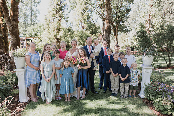 Derrick-Kenzie-Navarra-Gardens-Willamina-Oregon-Wedding-Photos (181 of 436)