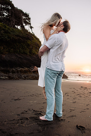 Kannon-Ashley-Surpise-Proposal-Rock-Neskowin-Oregon-Photos (35 of 94)