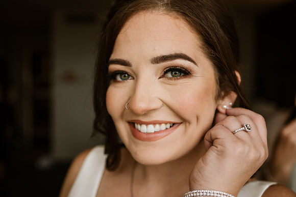 Jack-Talyn-Easton-Broad-Portland-Oregon-Wedding-5635-37