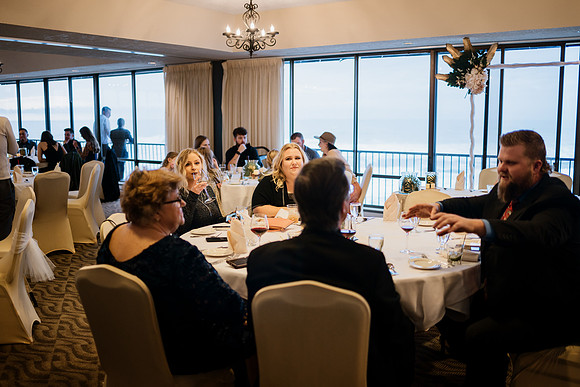 Alex-Danielle-Inn-Spanish-Head-Lincoln-City-oregon-wedding-0520