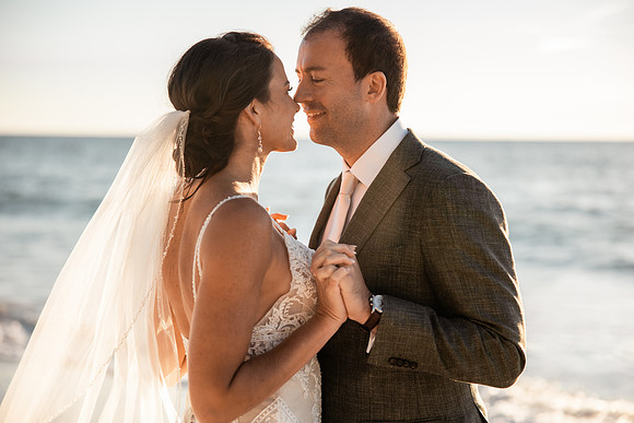 Bennett-Tamra-Sunset-Beach-House-Wedding-Saint-Peterburg-Florida-2021-7816