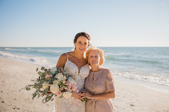 Bennett-Tamra-Sunset-Beach-House-Wedding-Saint-Peterburg-Florida-2021-7200