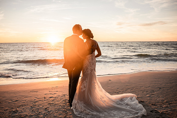 Bennett-Tamra-Sunset-Beach-House-Wedding-Saint-Peterburg-Florida-2021-8225