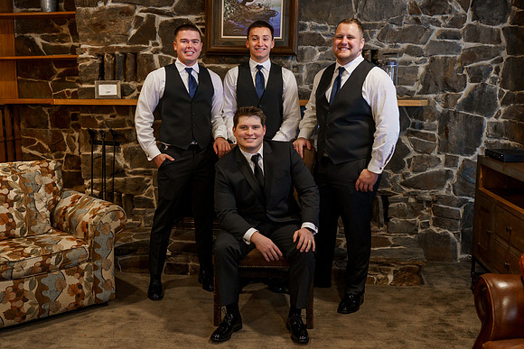 Tyler-Brittani-Lake-Priest-Idaho-Winter-Snow-Wedding-2021-02676
