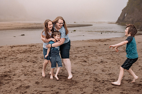 Debra-Proposal-Rock-Oregon-Family-Photos-2022 (44 of 50)