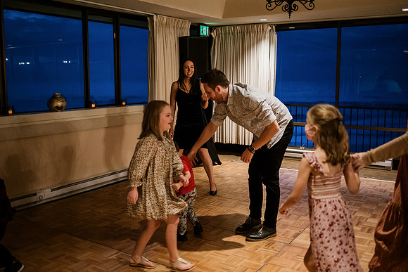 Alex-Danielle-Inn-Spanish-Head-Lincoln-City-oregon-wedding-0553-2