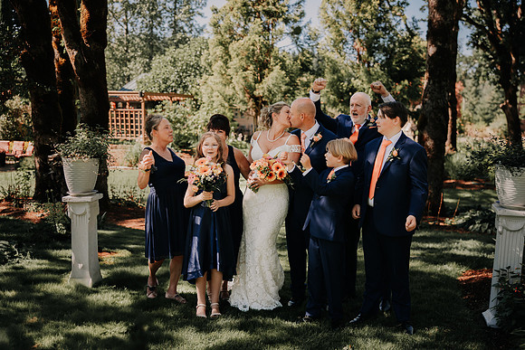 Derek-MacKenzie-Navarra-Gardens-Wedding-Oredon-Photos (10 of 40)