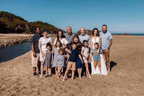 Megan-Fogarty-Creek-Oregon-Family-Photos-2022 (123 of 74)