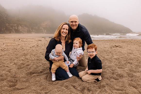 Marsha-Family-Photos-Lincoln-City-Oregon-2022 (29 of 57)