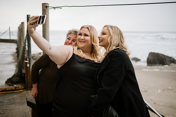 Alex-Danielle-Inn-Spanish-Head-Lincoln-City-oregon-wedding-0423