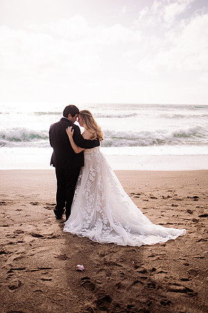 Darrick-Hillary-Gleneden-Oregon-Beach-Elopement-Photos