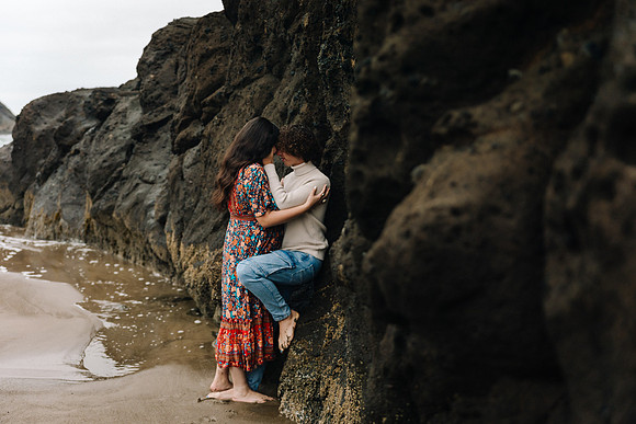 Myken-Jack-Engagement-Photos-Fogarty-Creek-17