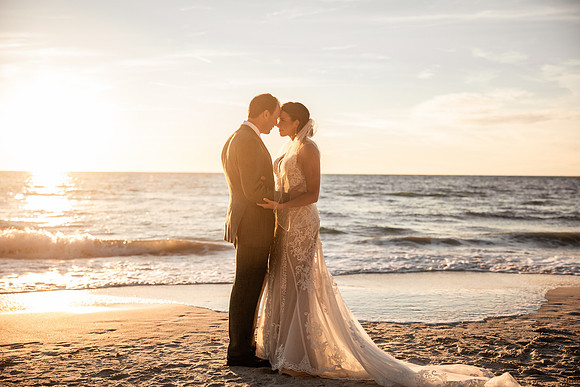 Bennett-Tamra-Sunset-Beach-House-Wedding-Saint-Peterburg-Florida-2021-8092
