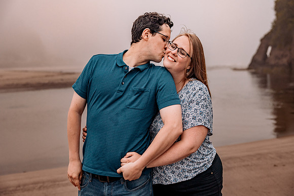 Debra-Proposal-Rock-Oregon-Family-Photos-2022 (26 of 50)