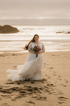 Colton-Kali-Chinook-Winds-Casino-Wedding-Photos-9933