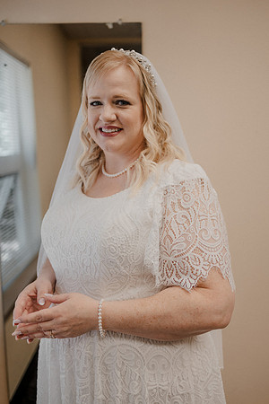 Marcus-Lori-Chinook-Winds-Seafood-Grille-Lincoln-City-Oregon-Wedding-Photos (42 of 477)