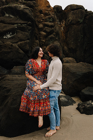 Myken-Jack-Engagement-Photos-Fogarty-Creek-19