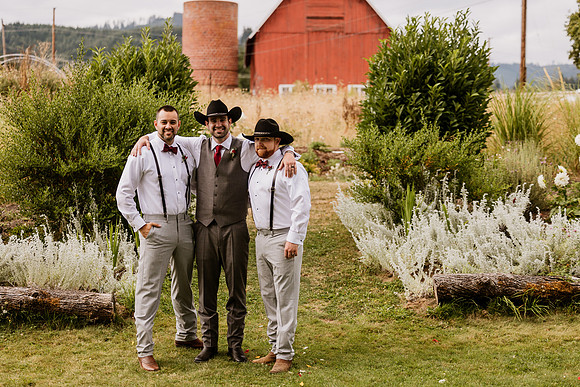 Gage-Mckayla-Adeline-Farm-Wedding-Photos-2021-9441