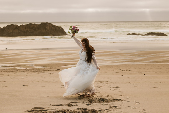 Colton-Kali-Chinook-Winds-Casino-Wedding-Photos-9940