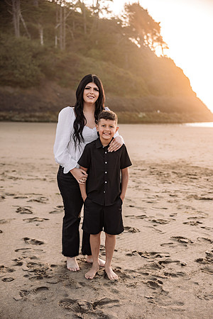 Jorge-Kianna-Family-Photos-Neskowin-Oregon-2025 (3 of 25)