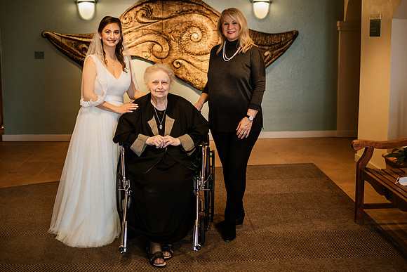 Alex-Danielle-Inn-Spanish-Head-Lincoln-City-oregon-wedding-0448