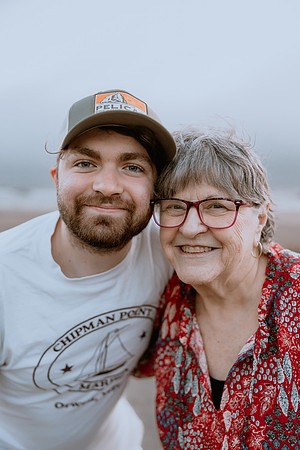 Oregon-Family-Photos-2025 (10 of 25)