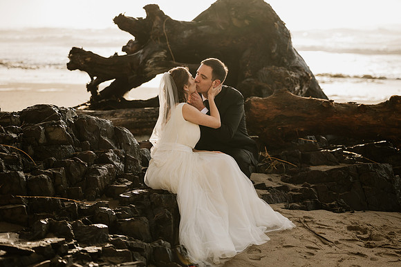 Alex-Danielle-Inn-Spanish-Head-Lincoln-City-oregon-wedding-0862