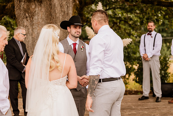 Gage-Mckayla-Adeline-Farm-Wedding-Photos-2021-9119