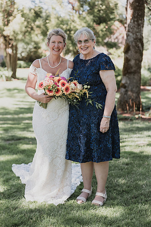 Derrick-Kenzie-Navarra-Gardens-Willamina-Oregon-Wedding-Photos (169 of 436)