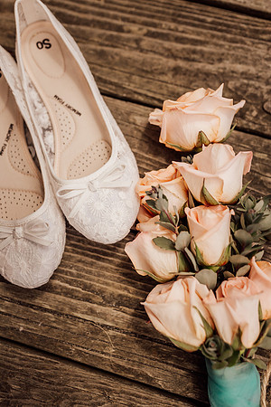 Jordan-Lainey-Roads-End-lincoln-City-oregon-airbnb-Elopement-photos-9