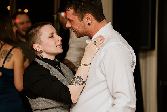 Alex-Danielle-Inn-Spanish-Head-Lincoln-City-oregon-wedding-1289