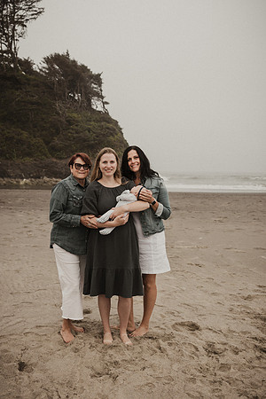 Madysen-Neskowin-Oregon-Family-Photos-2025 (22 of 64)