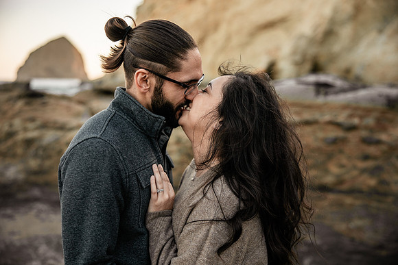 Cape-Kiwanda-Oregon-Family-Photos-2025 (35 of 65)