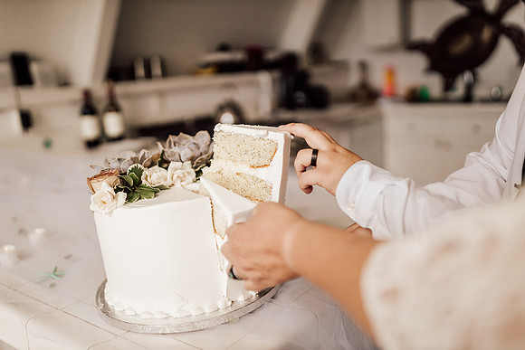 Jordan-Lainey-Roads-End-lincoln-City-oregon-airbnb-Elopement-photos-38