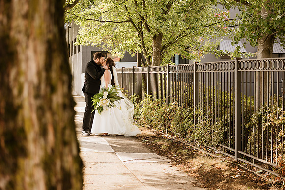 Jack-Talyn-Easton-Broad-Portland-Oregon-Wedding-5635-304