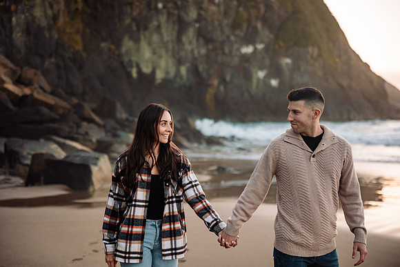 Alec-Mihkaela-Fogarty-Creek-Engagement-24