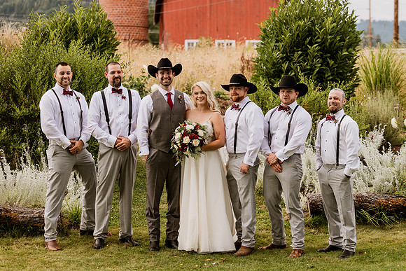 Gage-Mckayla-Adeline-Farm-Wedding-Photos-2021-9625